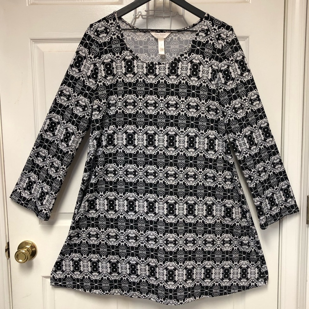 Three Seasons Maternity Monochromatic Midi Dress